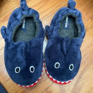 Land's End Kids Sz. 11 Shark Fleece Slippers